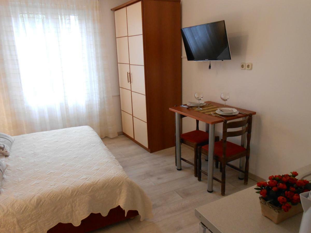 Guesthouse Wish Stari Grad  Exteriér fotografie