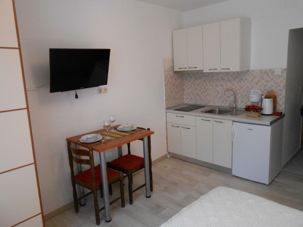 Guesthouse Wish Stari Grad  Exteriér fotografie