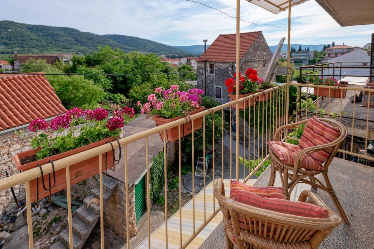Guesthouse Wish Stari Grad  Exteriér fotografie